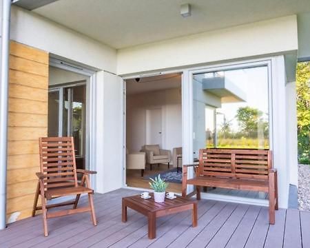 Apartament Przy Plazy Arka , Z Widokiem Na Morze :) Großmöllen Exterior foto